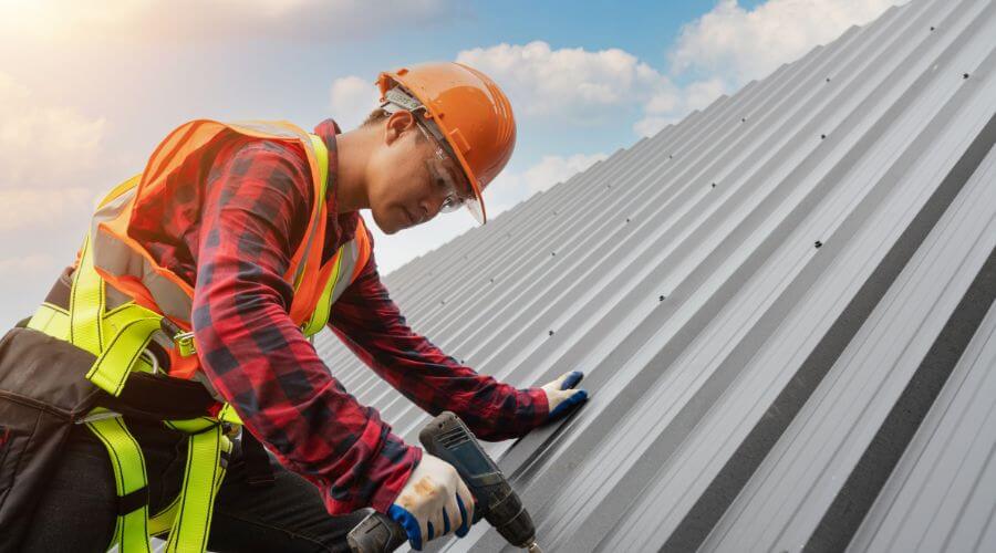 Professional gutter cleaning in Brainard, NY